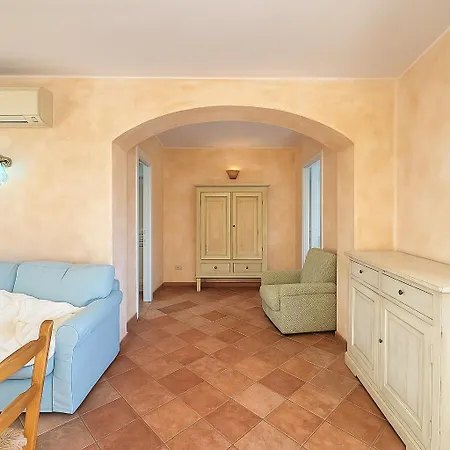 Dimora Lombardi Portocervo アパート *